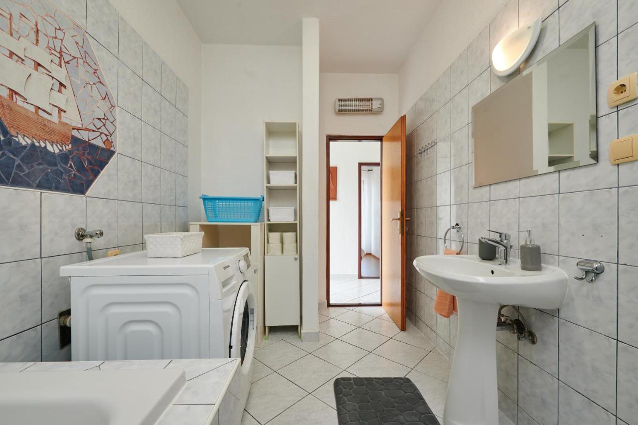 Guesthouse Aria Trogir Exterior foto